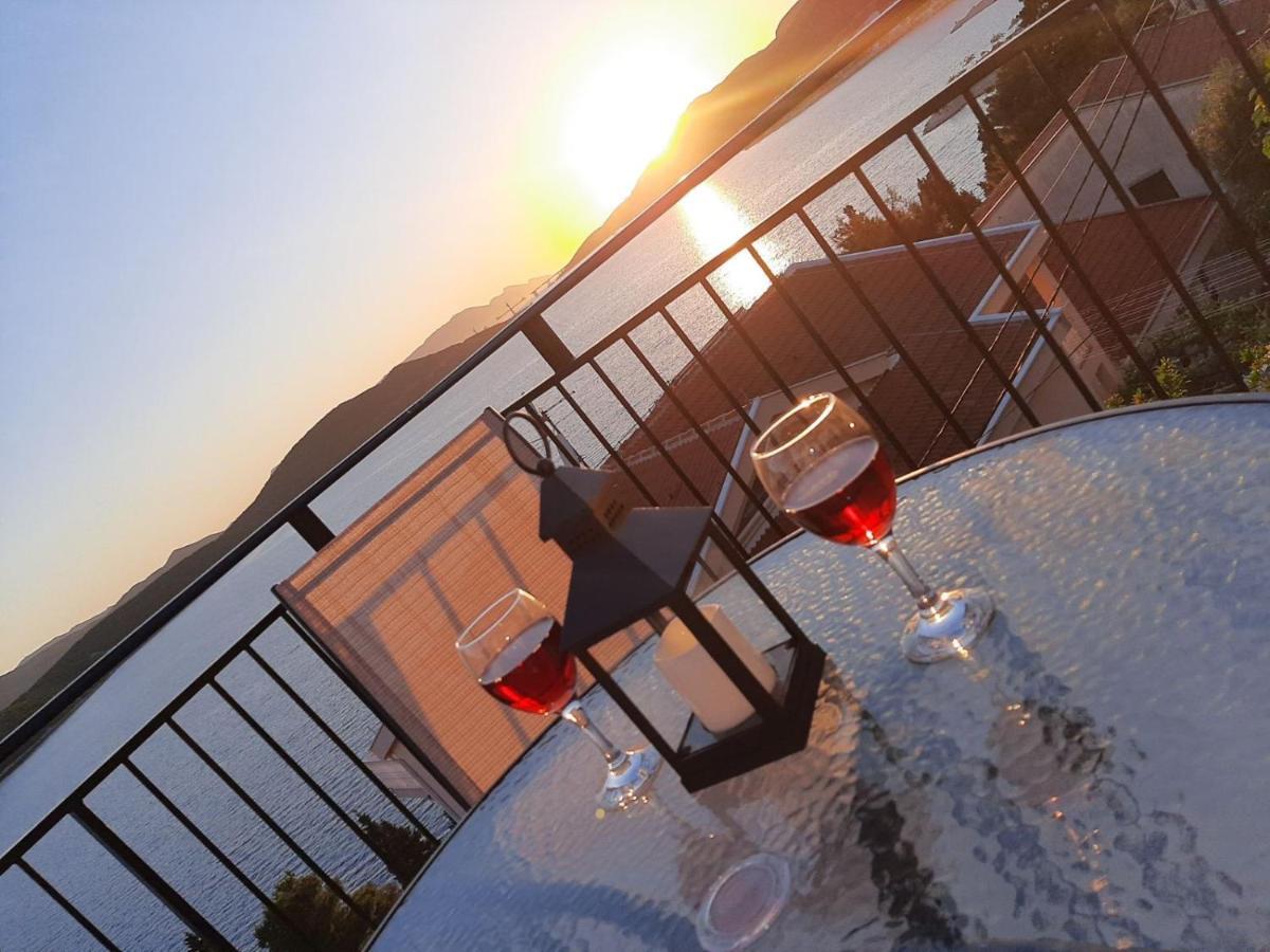Apartmani Panorama 32 ネウム エクステリア 写真