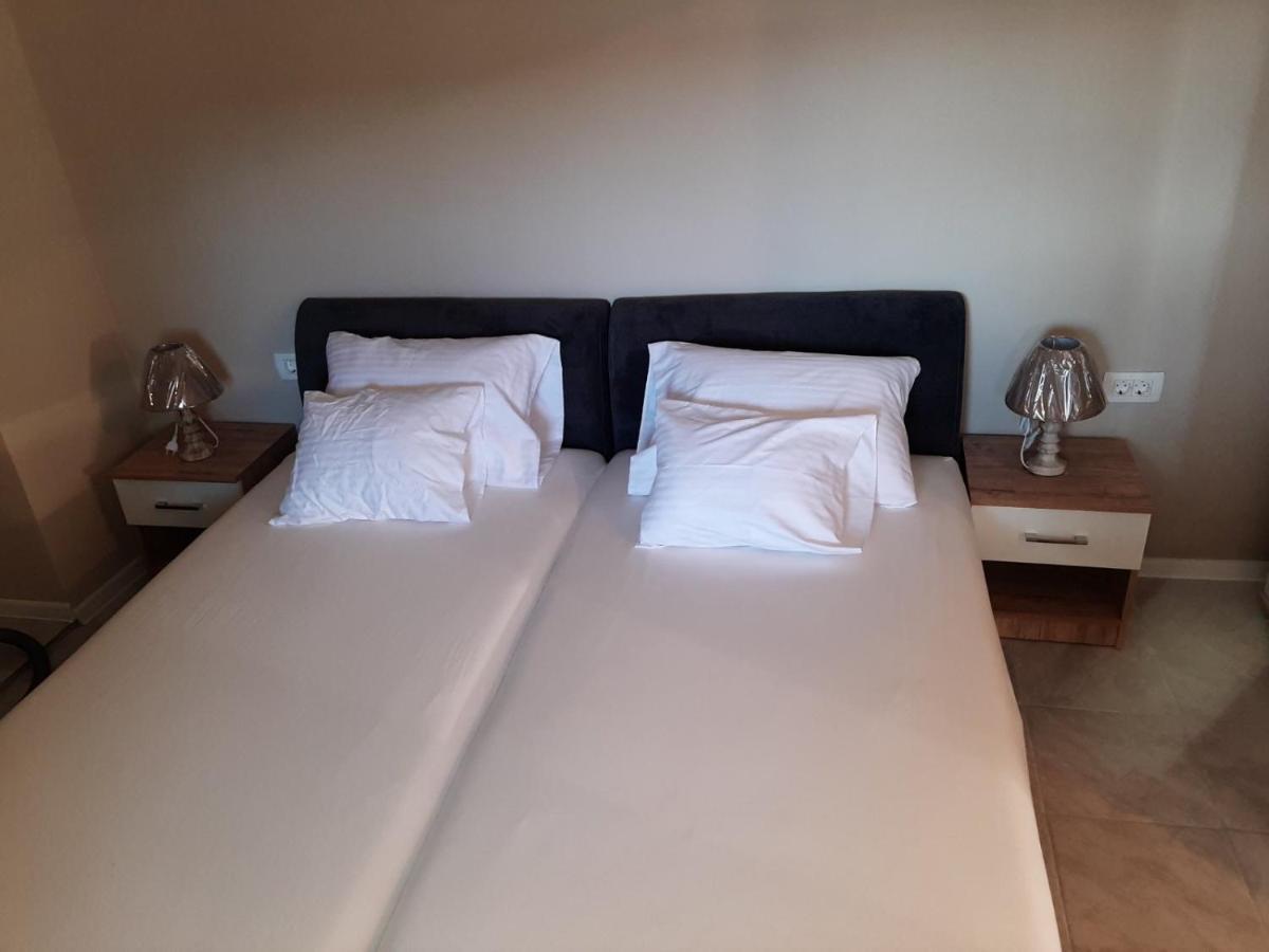 Apartmani Panorama 32 ネウム エクステリア 写真